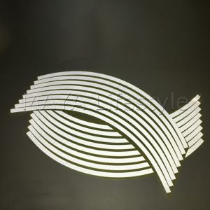 MAYA สติ๊กเกอร์สะท้อนแสง สำหรับติดล้อรถ ขนาด 18 นิ้ว Motorcycle Accessories