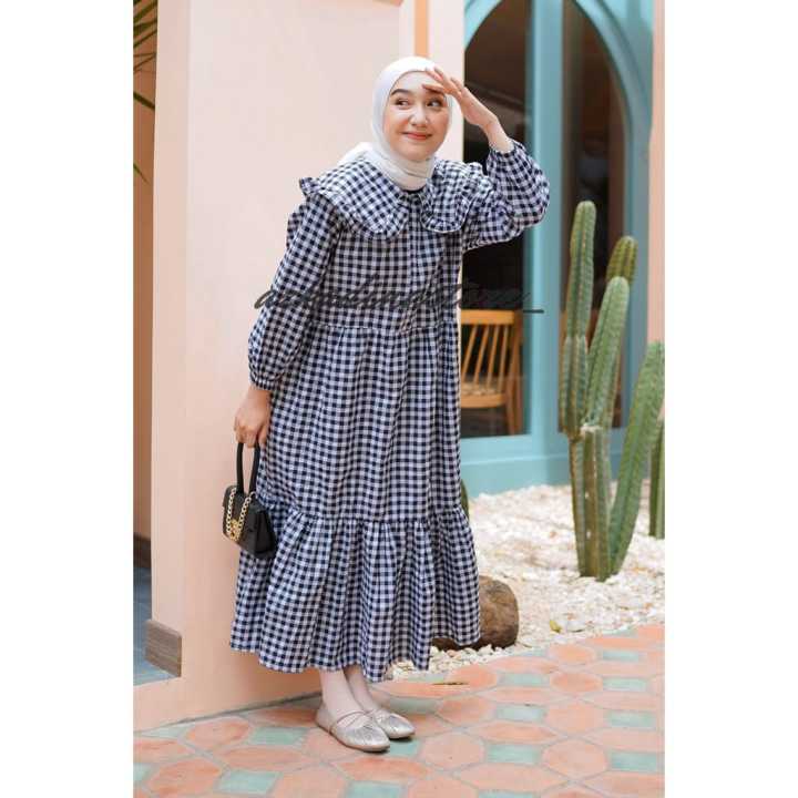 striped midi dress outfit Ledger Midi Dress