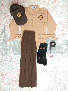 Setelan seragam pramuka sd perempuan panjang-panjang pendek-pendek komplit kelas 1-6