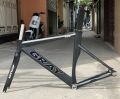 Khung xe đạp Fixed Gear Gray F15 Càng Carbon màu cực đẹp, ảnh thật. 