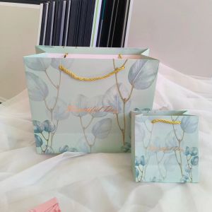 ถุงของขวัญ หูหิ้วเชือกอย่างดี ใส่สินค้า เครื่องสำอาง เสื้อผ้า beautiful สีชมพู สีเขียว ลายดอกไม้ พร้อมส่ง