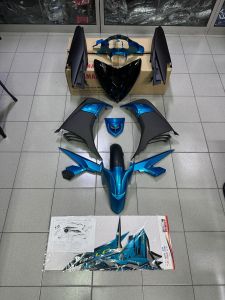 Yamaha LC135 V7 cover set HLY + sticker body HLY