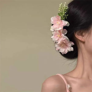 Delicate 3D Flower Rose Handmade Hair Grip Vintage Fashion French Elegant Temperament Shark Clip Hairpin Hair Accessories