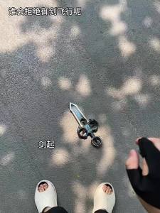 Gesture Sensing Flying   2.4G Remote Control ABS Cool LED Kids Flying Toy SG Local Stock  Fast Delivery