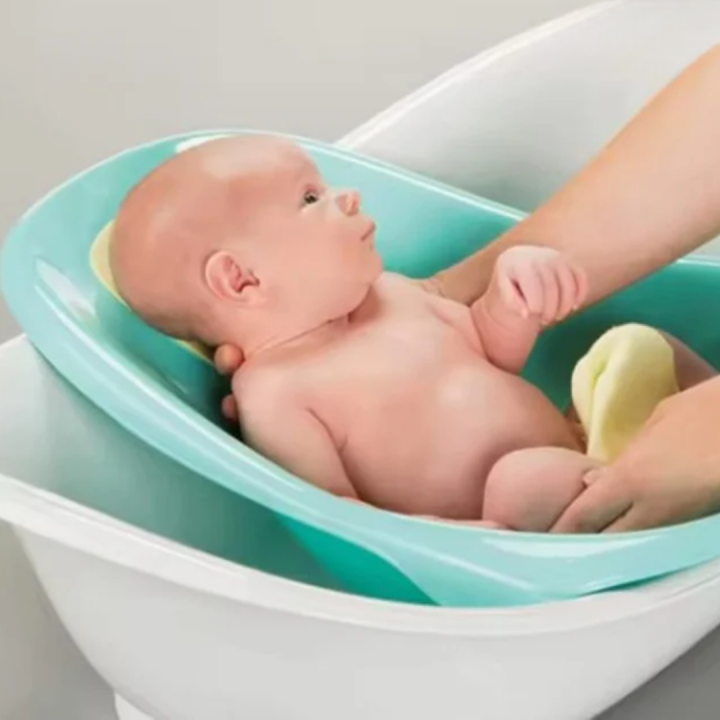 Safety 1st Custom Care Stage Baby Bath Center Infant/Baby Bath