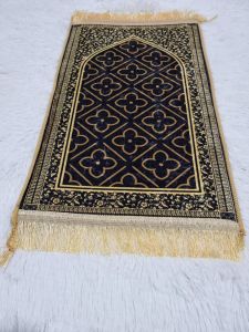 Sejadah Mini Sejadah Travel Velvet Motif Kiswah Raudhah Size 35cmx70cm