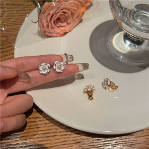 READY STOCK-Geometric Full Diamond Pearl Earrings S925银针韩国几何满钻珍珠耳环新款潮简约时尚轻奢耳钉耳饰