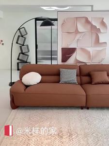 Italian minimalist leather sofa minimalist modern style r style sofa medieval designer sofa