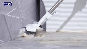 แปรงขัดพื้นพร้อมด้ามยาว 3 in 1 หมุนได้หลายมุม แปรงขัดพื้นขนแปรงมุมขวาพร้อมที่ปาดน้ำและที่คีบสำหรับทำความสะอาดกระเบื้องผนังดาดฟ้าห้องน้ำลานบ้านโรงรถครัว (สีเทา)