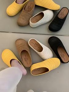 [Free Shipping] Summer 2026 New Korean-Style Pleated Versatile Slip-On Sandals With Soft Sole And Non-Slip Beach Flat Slippers For Women