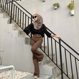 OUTFIT QUEEN/CELANA CUTBRAY BOYFRIEND LOOSE POLOS WANITA DEWASA/HIGH WAIST JEANS STREACH CEWEK CUTBRAY/CUT BRAY JENAS BAHAN PREMIUM/KOREAN STYLE STREACH CUTBRAY PEREMPUAN HIJAB/CELANA CUTBRAY RUMBAI WARIS CEWEK BERKUALITAS/CELANA PANJANG TERBARU BISA COD