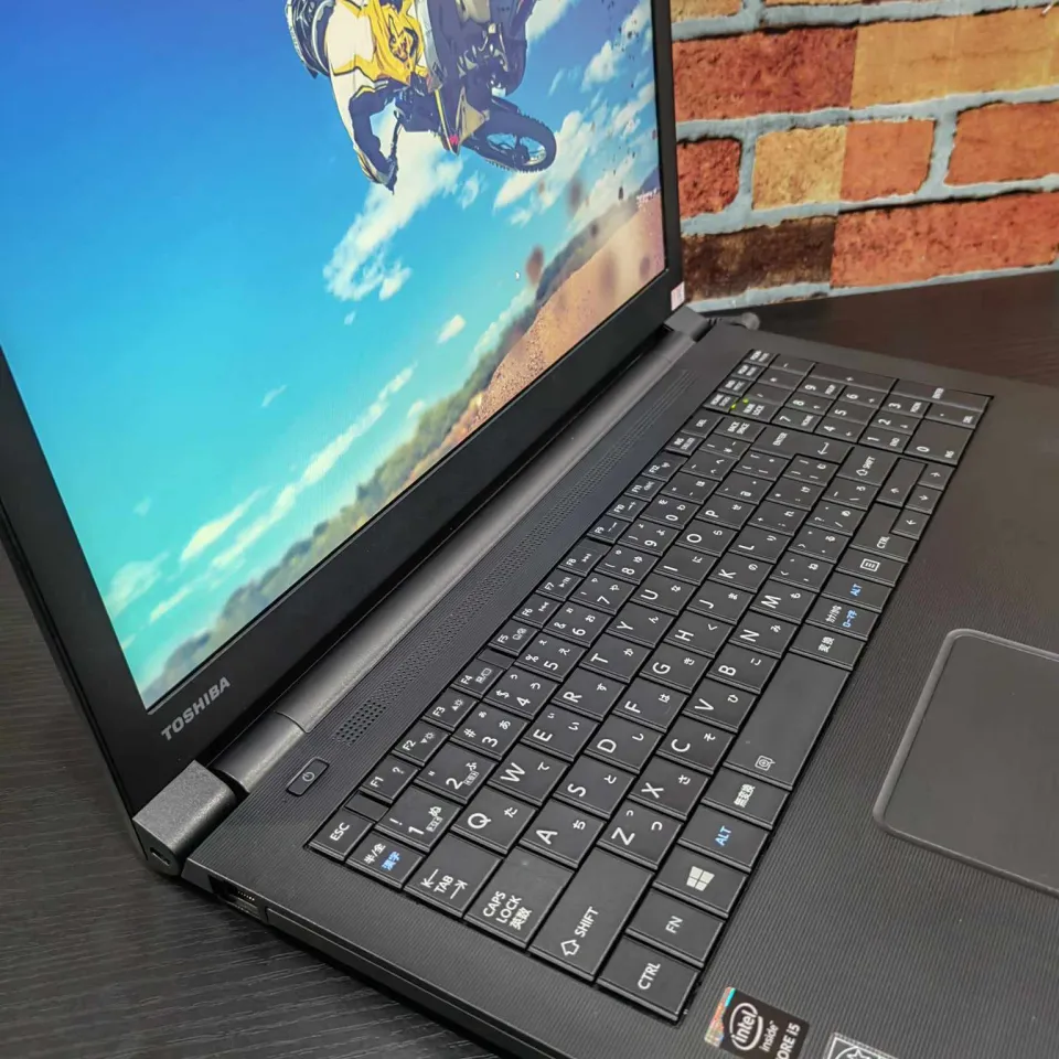 LAPTOP TOSHIBA DYNABOOK SATELLITE R35 INTEL I5 4TH GEN 8GB RAM 
