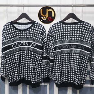 Sweater Wanita Atasan Motif Gambar Burbery