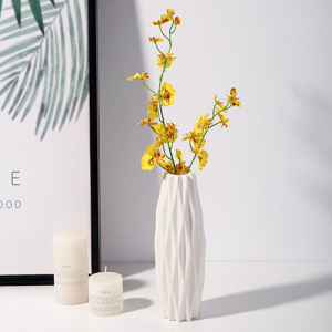 Nordic Flower Vase Plastic Vase Creative Tea Flower Ornament Dry And Wet Flower Vase Imitation Glaze