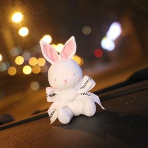 Thỏ ngọc để taplo ô tô cửa gió điều hòa tinh dầu thơm xe - Trang trí cửa gió điều hòa sáp thơm cao cấp