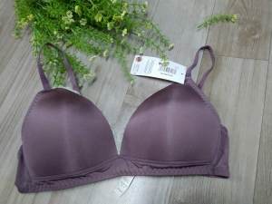 Áo lót nữ Marguetite 51065 mút mỏng cúp chữ V không gọng quả trơn