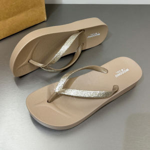 Free Shipping Gaomeilun New Beach Sandals For Women Suitable For Both Indoor And Outdoor Wear Featuring A Design Mid-Heel Thick Sole And Wedge Heel