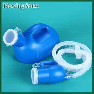 Blowing Toilet Supply For Outdoor 2000ml Plastic Male Bed Potty Pee Bottle Collector With 160cm Tube Portable Pee Urine Bottle