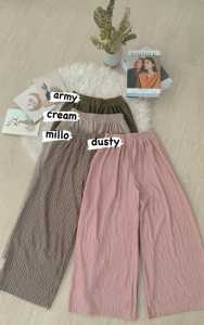 COD-CELANA KULOT PLISKET  BAHAN GRACELA SERAT BAHAN TEBAL DAN LEMBUT