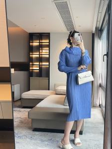 Miyake เดรสยาวปานกลางปกเสื้อ Olique เข้ารูปเรียบง่ายเข้ากับทุกชุดสำหรับผู้หญิง #92604