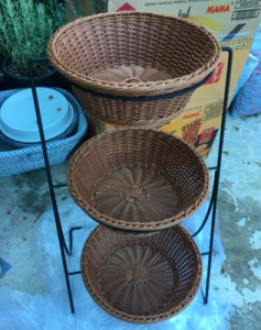 ตะกร้าหวายเทียม ทรงกลม 3ชั้น ถาดหวายเทียม ทรงกลม ตะกร้าหวาย ใส่ขนม ตะกร้าหวาย ตะกร้าใส่ผลไม้ ตกแต่งร้าน