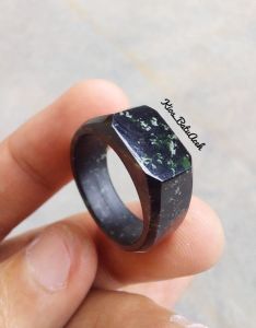 Cincin Batu Giok Black Jade Loreng Asli Aceh Petak Persegi