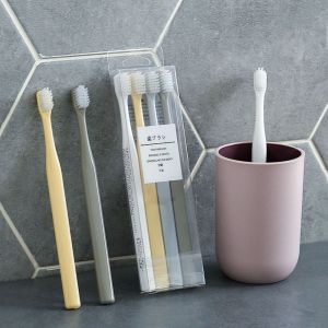 CDEWS 8Pcs Giữa răng Bàn chải đánh răng lông mềm Làm sạch sâu Độ nhạy nướu Bàn chải đánh răng đơn giản Màu sắc đồng nhất Gói gia đình Bàn chải đánh răng người lớn Du lịch