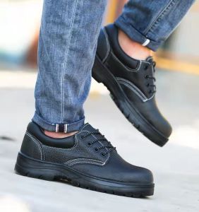 พร้อมส่ง รองเท้านิรภัย รองเท้าเซฟตี้ Safety shoes รองเท้าหัวเหล็ก ไซส์40-45 HP012