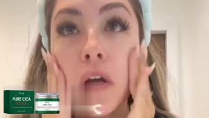 Hoygi Tiger Grass Repair Face Cream Repairs pigmentation treats acne prevents dryness deeply moisturizes and evens out skin tone