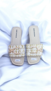 Sandal Wanita Kekinian Korea Flat Dewasa Terbaru Sendal Selop Cantik Simple Elegan Terbaru 2024