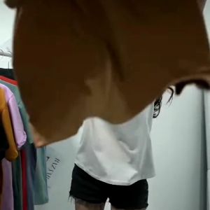 V-NECK LENGAN PENDEK / Baju Kaos V-neck Polos / Kaos V-neck Wanita / Atasan T-Shirt / Size XL&L