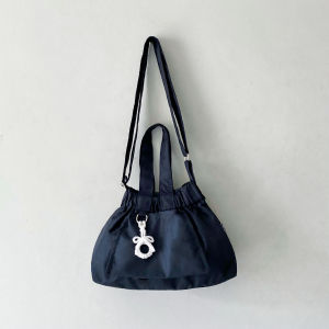 PREMIUM OIA Slingbag Dumpling Gratis Gantungan AMELIA Tas Selempang Wanita Multifungsi