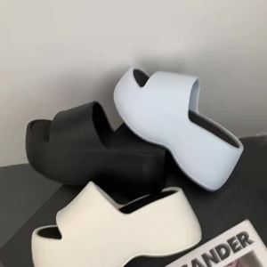 [Free Shipping] High-End Thick-Soled EVA Slippers For Women Suitable For Outdoor Wear In Summer New Ins-Style Beach Sandals With A Height-Increasing Design