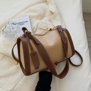 (COD) Tas Selempang Wanita Import GTH636