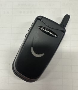 Motorola v8088 GSM unlocked flip classic mobile phone