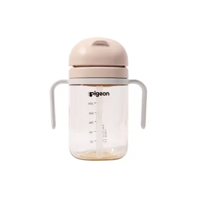 Pigeon Training Master Series Straw Cup 300ml（18M+）