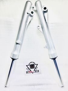 AS SHOCK DEPAN SET TABUNG BEAT KARBU BEAT FI BEAT ESP VARIO 110 FI VARIO 125 OLD LED VARIO 150 OLD LED SCOOPY FI SPACY FI KODE PART KZL SOK SHOCKBREAKER SHOK BEKER BREKER BREAKER MURAH BARU ORI LOKAL KUALITAS DIJAMIN 100%