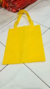 tas hla box 25x25 tas spunbond tas besek tas kue tas box nasi tas kotak nasi tas hajatan tas berkat tas syukuran