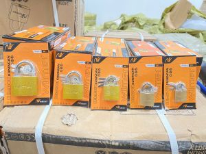 Gembok cat kuning 20mm 25mm 32mm 38mm 50mm / gembok kecil /Gembok Koper / Gembok Loker