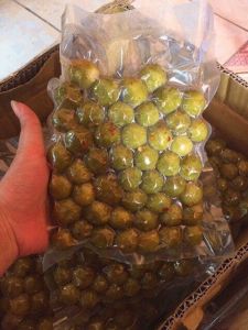 1KG Sấu Giòn Cay Rim Muối Ớt Chua Ngọt Đặc Sản Ô Mai Sấu Chua Cay
