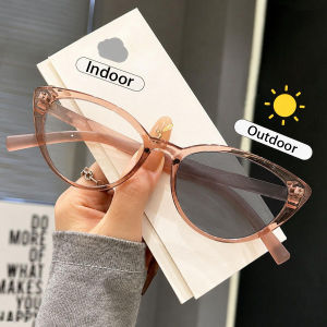 Anti-Radiation Photochromic Farsighted Glasses Fashion Cat-Eye High-Definition PC es For Man Women With Graded 0 +50 +100 +150 +200 +250 +300 Reading Eyeglasses For Middle-Aged And Elderly People