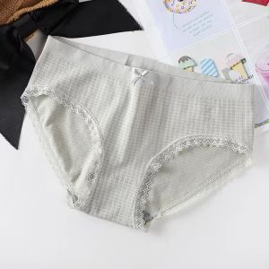 Hộp 5 quần lót nữ cotton kẻ caro viền ren kháng khuẩn siêu mát 8818