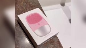 Silicone Face Scrubber 3 Set 3 in 1 Cleansing Brush IPX7 Waterproof Face Wash Brush Electric Face Scrubber for Deep Cleansing Blackhead Removal and Exfoliation