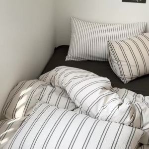 Nordic Simple Style Striped Soft Fabric 100% Cotton Bedding Sets Fitted Sheet Quilt Cover Pillow Cases Single Queen King Sizes In Stock