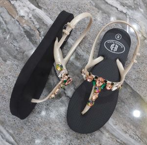 dép nữ đính đá dép quai hậu đế cao su dẻo quai mềm mang êm chân sang trọng size 35 đến 40.