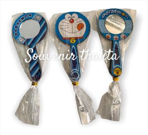 Kaca Karakter Dora emon Isi 50pcs Souvenir Lucu Pernikahan/Khitanan/Ulang Tahun Free Kartu Ucapan Terimakasih Souvenir Kaca Cermin Unik Murah Bermanfaat