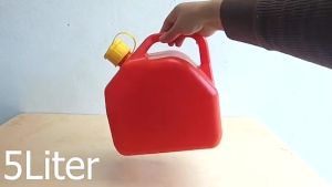 5L 10L Oil Tank Fuel Gasoline Tank Petrol Water Carrier With Spout Motorcycle Gasoline Container Spare Fuel Tong Minyak