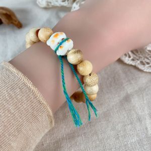 New Chinese cute kitten beaded bracelet womens literary and retro wooden bracelet niche design Chinese Wenwan jewelry
