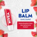 NIVEA Lip Care Lip Balm Strawberry Shine 4.8gr. 