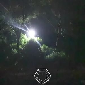 Portable Flashlight with LED Bulb Searchlight Big Beam Long-Range Flashlight USB Rechargeable Led Outdoor Flashlight Lan